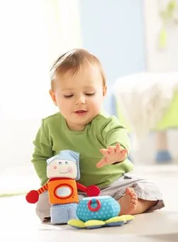 Как да се почисти малки и големи меки играчки