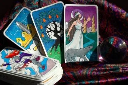 Cum să înțeleagă cărțile de tarot