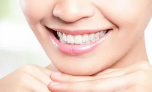 Este sigur pentru a decolora dintii cu privire la corectarea malocluziei și acolade