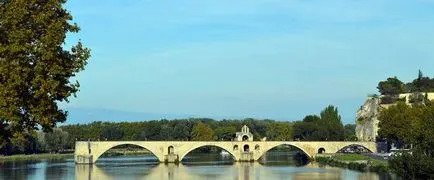 Amit látni Avignon