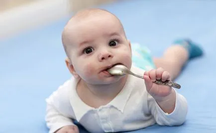 Mit tud adni a babának 3 hónapban, kivéve a keverék a tej, bébiételek