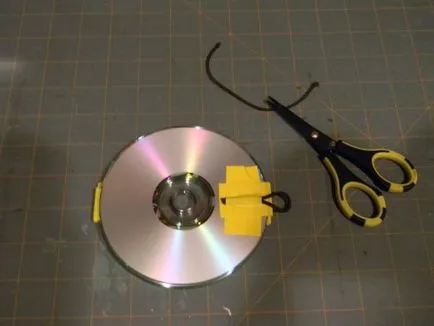 Mit lehet tenni a régi lézeres kompakt lemezek (fotó)