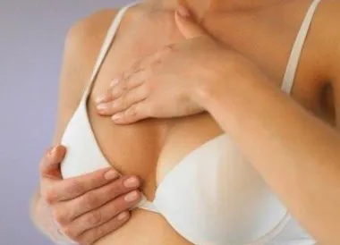 Фиброаденома на симптомите на гърдата, отстраняване, прогноза