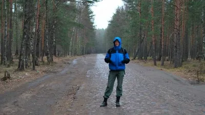 Fort - червен водна пързалка, маршрута си