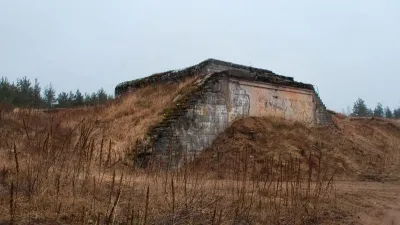 Fort - червен водна пързалка, маршрута си