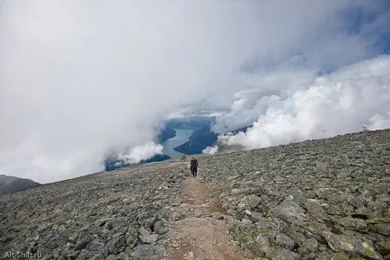 Rock: Mount (mount Skåla)