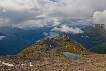 Rock: Mount (mount Skåla)