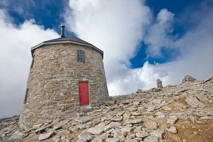 Rock: Mount (mount Skåla)