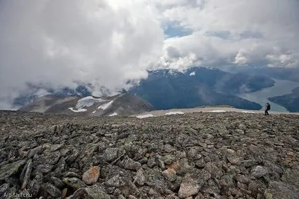 Rock: Mount (mount Skåla)