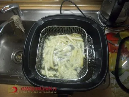 Как да се готви картофите в multivarka Редмънд и Panasonic