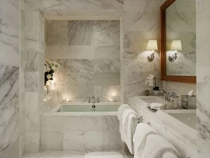 fürdőszoba belső - márvány, mint a fő anyagi