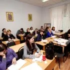 Efectuarea păpuși, păpuși Școala București Centrul Internațional pentru Educație Profesională