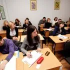 Efectuarea păpuși, păpuși Școala București Centrul Internațional pentru Educație Profesională