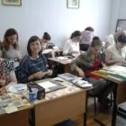 Efectuarea păpuși, păpuși Școala București Centrul Internațional pentru Educație Profesională