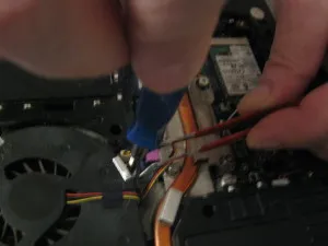 Hogyan kell rögzíteni a laptop ventilátor