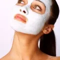 Cum la abur fața înainte de a aplica masca