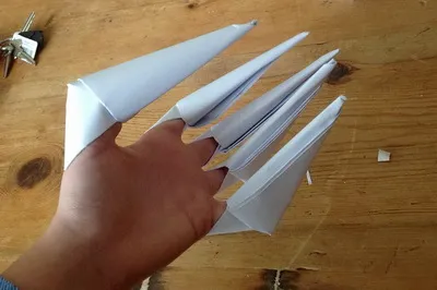 Как да си направим хартиени нокти - оръжие Freddi Kryugera