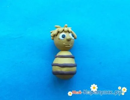 Cum orb de albine Maya din plastilină