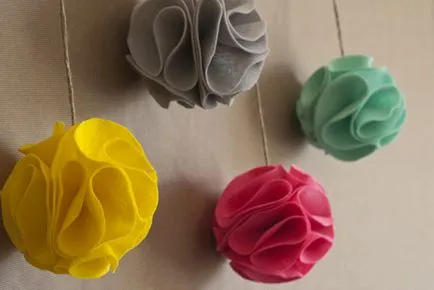 Cum sa faci o minge de tesut modul de a face bile de flori de tesatura