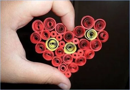 Hogyan készítsünk egy szív Valentin napon a szakmában - Quilling