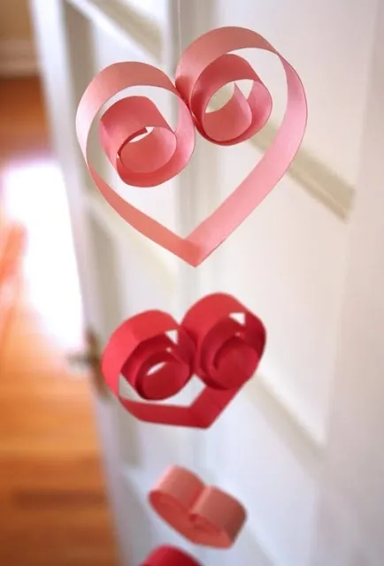 Hogyan készítsünk egy szív Valentin napon a szakmában - Quilling