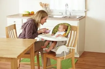 Cum de a alege sfaturi highchair unui copil, consiliere