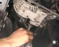 Cum să înlocuiască alternator centura Chevrolet Niva