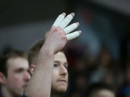 Както превързването пръсти във волейбола - членове - Съветски спорт