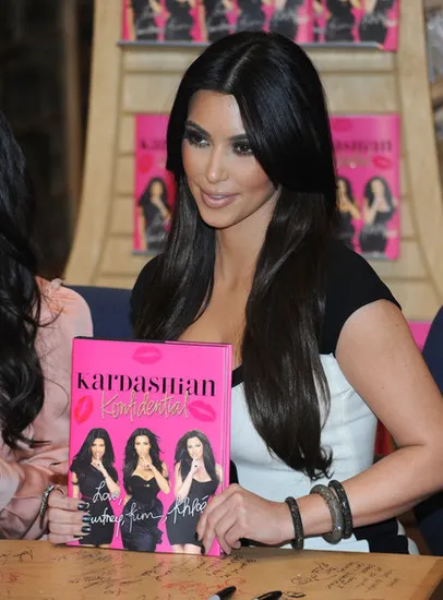 Kardashian, Kim, divat enciklopédia