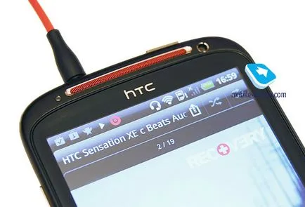 O prezentare generală a telefonului smartphone htc senzație XE