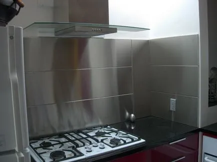 Закрепването на стенни панели в кухнята снимка, видео инструкция