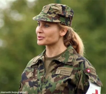 tunsori Armata pentru femei, si vis pacem!