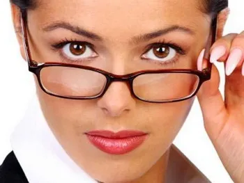 Myopia (rövidlátás) - okai rövidlátás - myopia tünetek