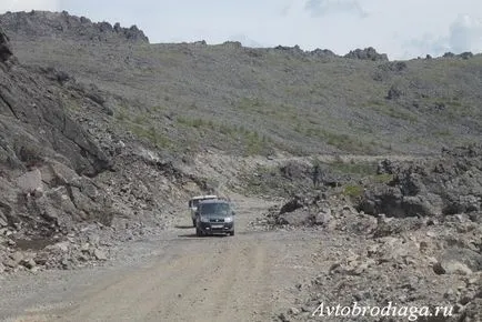 Pe Konzhakovsky piatra de avtobrodyaga auto