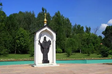 Ugresha kolostor, a város Dzerzhinsk