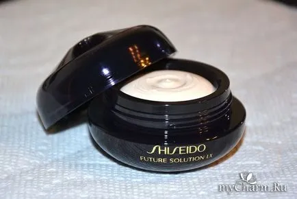 Gyengédség és kényelem - Shiseido jövőbeli megoldást lx szem és szájkontúr krém regeneráló