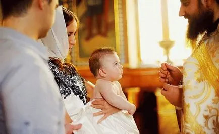 Ritualul botezului copilului în regulile și nuanțele ortodoxe