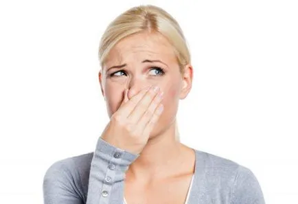 Какво прави неприятната миризма от носа причини и лечение