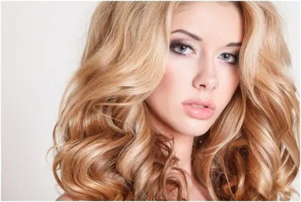 Ombre pentru blonde place să merg de la blond în alb și opțiunea de culoare caramel