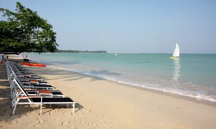 Insula Khao Lak, Thailanda fotografie, hartă, caracteristici ale stațiunii