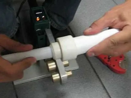 Pike polipropilén csővezetékek kezével használati videó