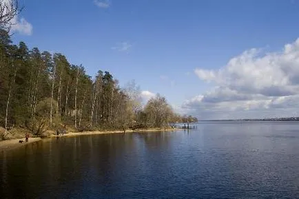 Pirogovsky strand - a legjobb hely a Pirogov Reservoir