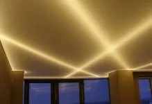 Mennyezeti lámpák LED szalag alatt a lábazat fotó számítási típusok, hogyan válassza ki a videó
