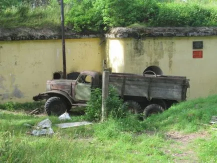 O excursie la Fort Krasnaya Gorka