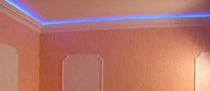 Таван цокъл с LED осветление, монтиран на снимки и видео