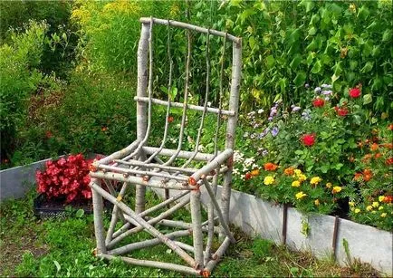 Mobilier de grădină din materiale la îndemână pentru ukami sale