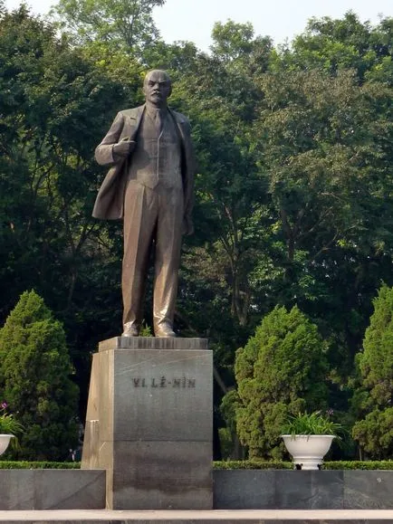 Колко паметници на Ленин