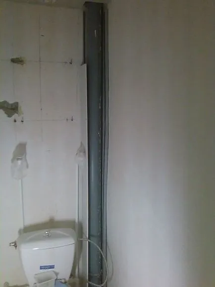 Metode cum să se ascundă în coloană de toaletă - jaluzele, uși, canale