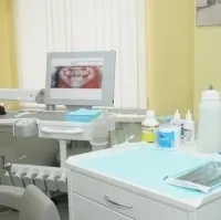 Дентална клиника усмивка красота (усмивка красота) на Kozhevnicheskaya