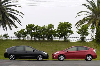 Test drive - compararea toyota a doua și a treia generații prius